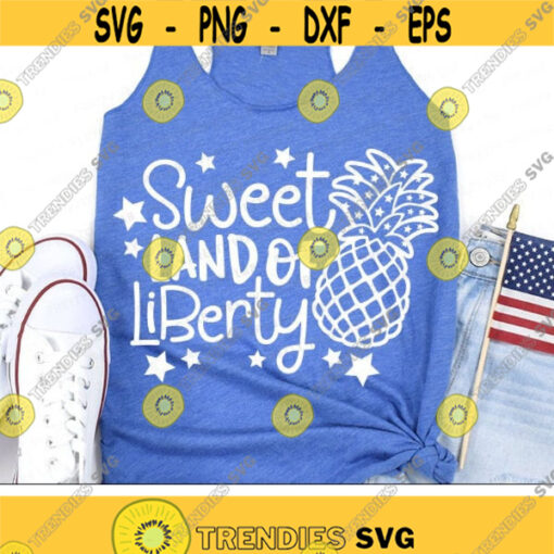 4th of July Svg Sweet Land of Liberty Svg Patriotic Pineapple Cut Files American Flag Svg USA Svg Dxf Eps Png Summer Cricut Silhouette Design 1761 .jpg