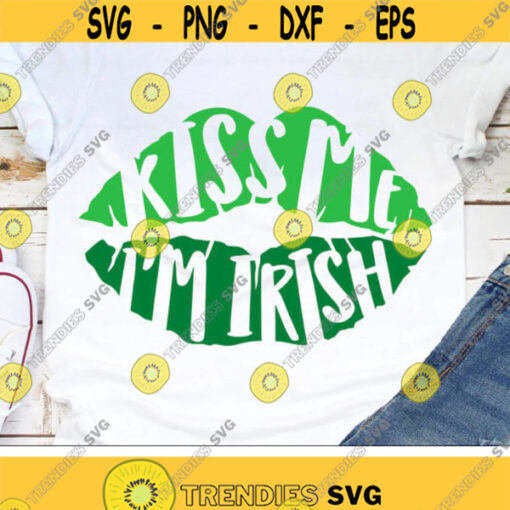 Kiss Me Im Irish Svg St. Patricks Day Svg Irish Svg Lips Clipart Kiss Svg Mouth Lucky Svg Dxf Eps Png Silhouette Cricut Cut Files Design 2593 .jpg
